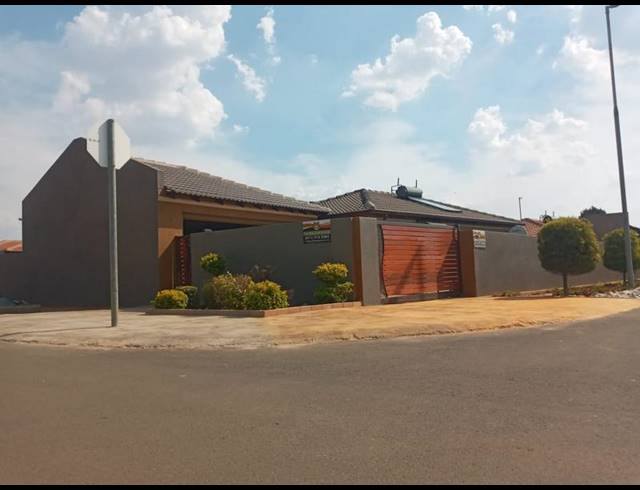 3 BEDROOM HOUSE FOR SALE IN KLIPPOORTJIE